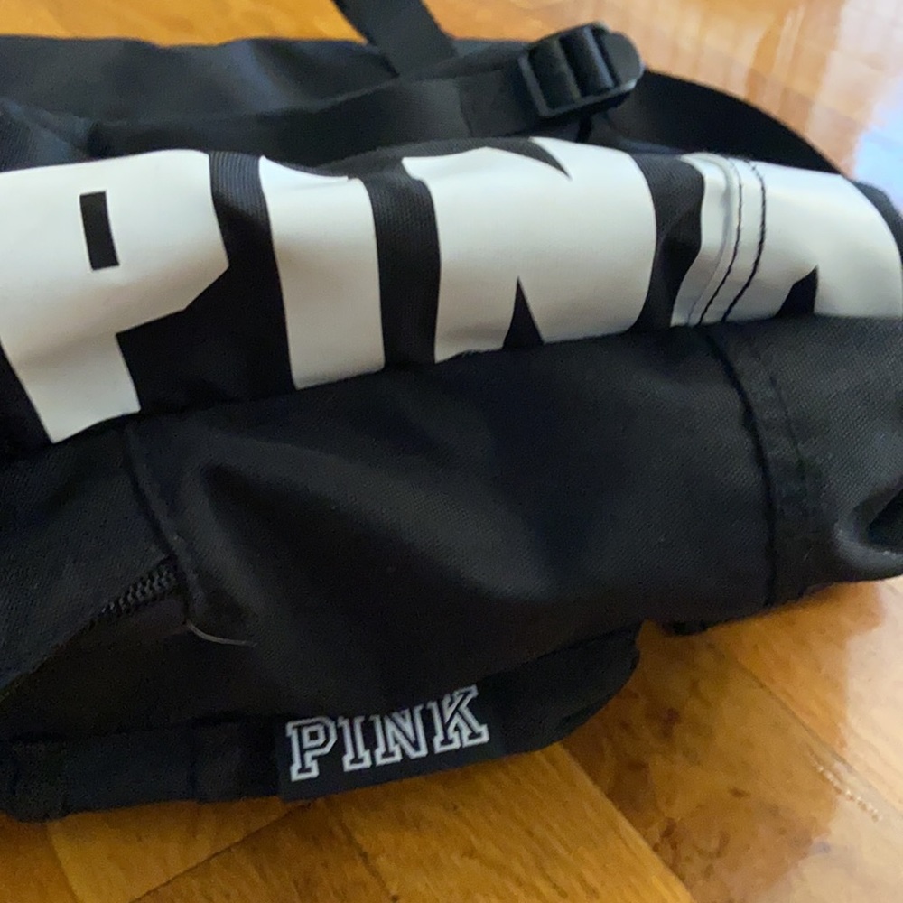 Pink backpack - Picture 3 of 3